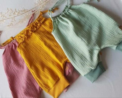 Baby Sommer Jumper aus Musselin/Overall/Romper/Jumpsuit/Einteiler/Latzhose/verschiedene Farben und Größen